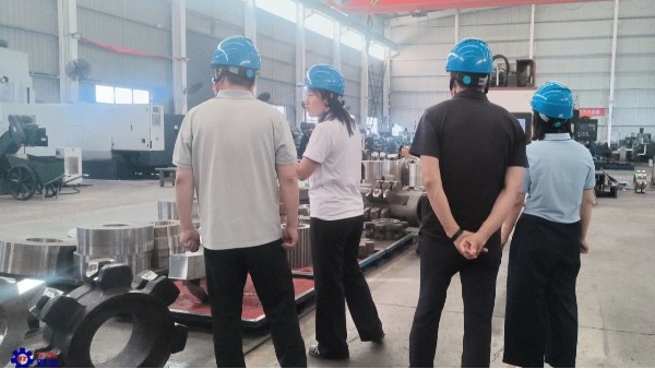 陜西雷總蒞臨河南雙志：考察鏈輪軸組生產，共鑒智能化實力